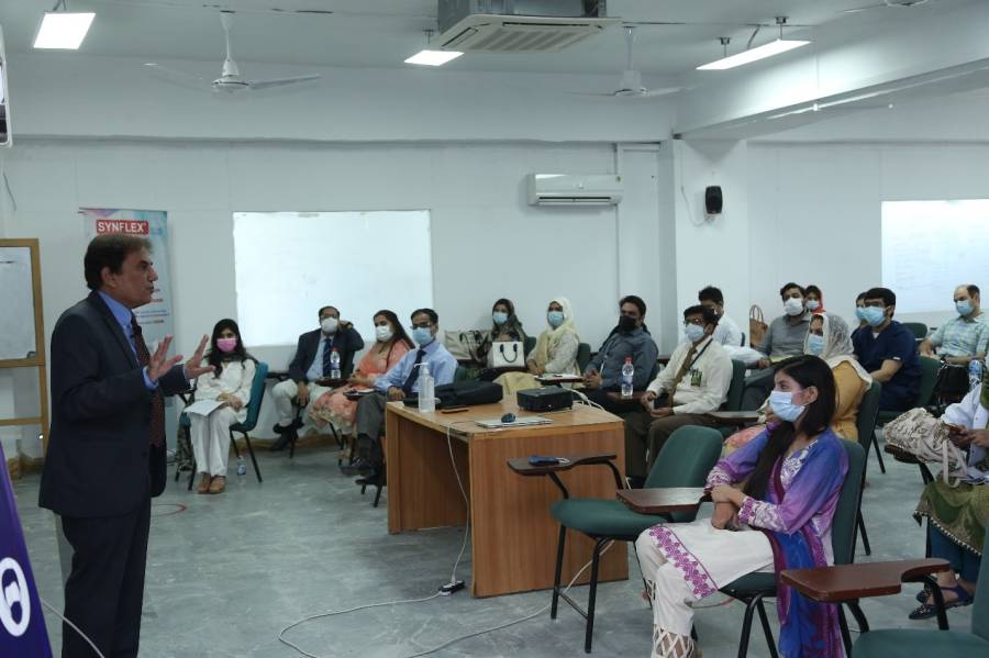 UCMD holds introductory seminar on fillers and botox usage in dentistry