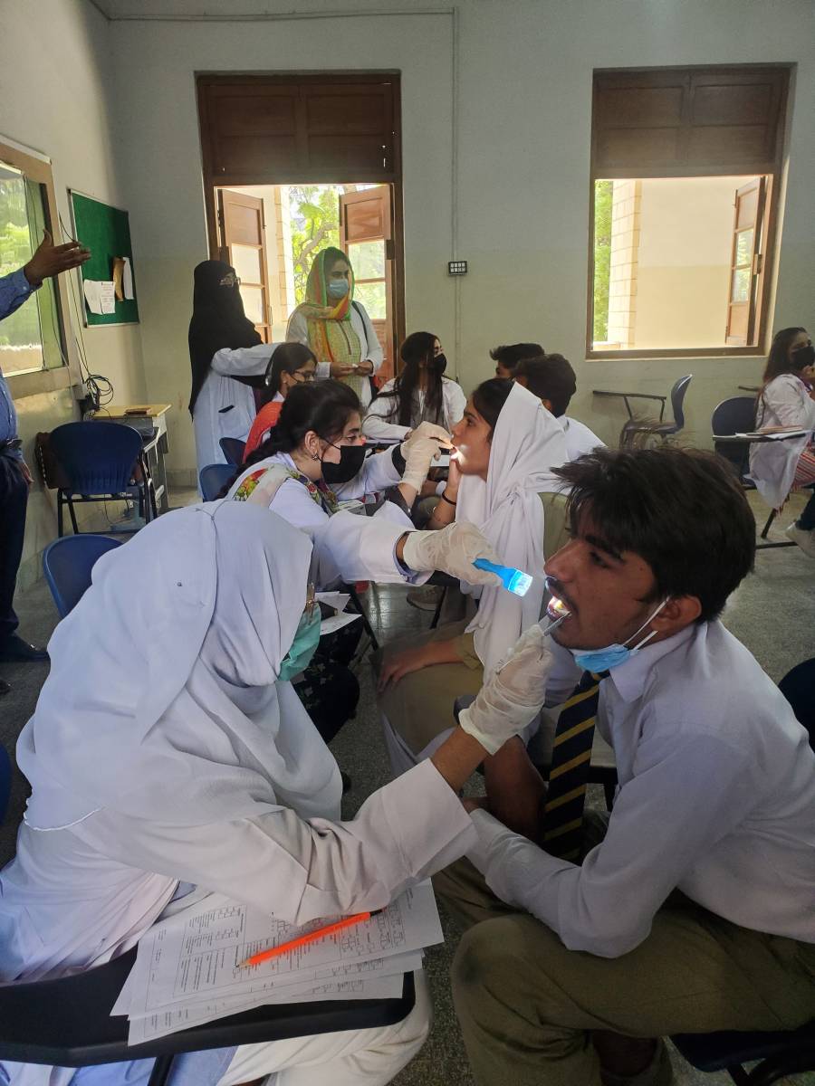 SSCMS pays a visit to NJV High School to promote oral health