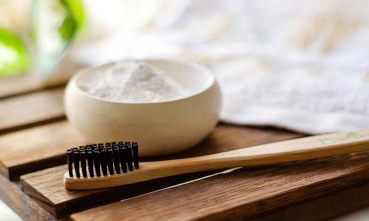  Toothpaste vs Tooth powder: Which one to use?