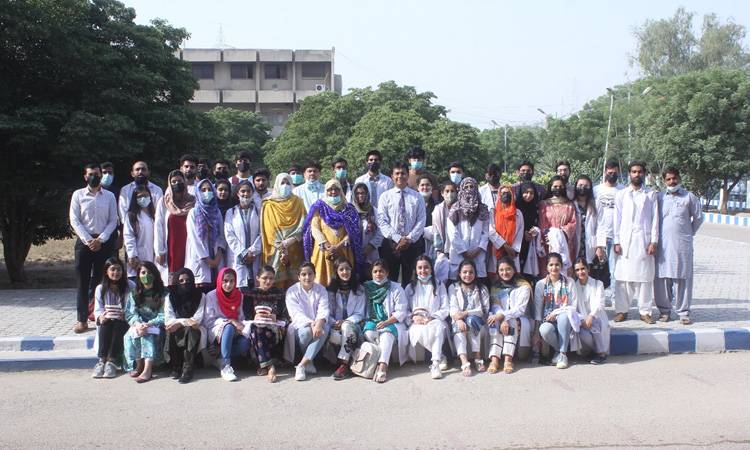 Baqai Dental College continues oral health awareness via community field visits