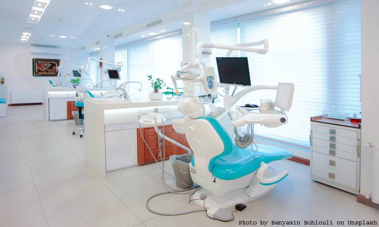 Researchers develop ventilation calculators to improve air quality in dental offices