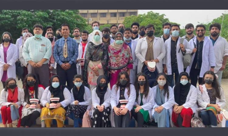 Baqai Dental College gives an educative trip to Rangers Public School