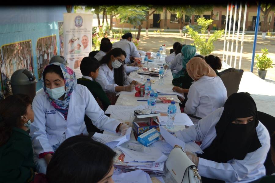 BUM&DC, Colgate arrange oral health awareness session