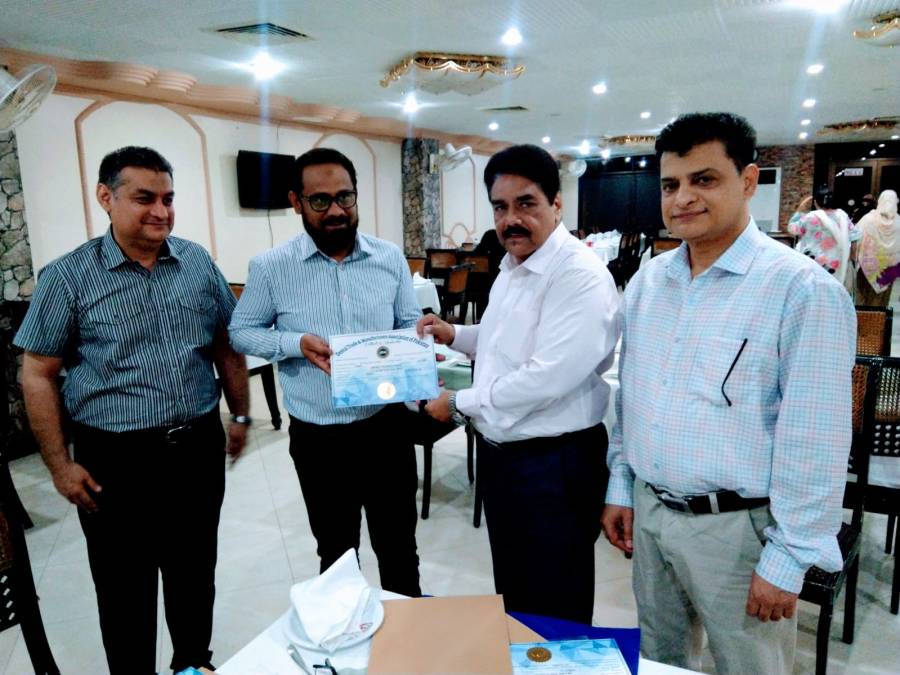 DTMA awards certificates to Karachi, Lahore members