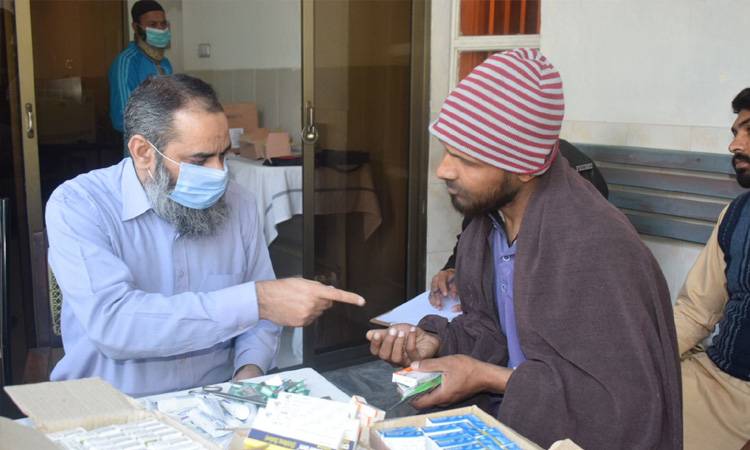 PDA Gujranwala visits Central Jail to provide dental treatment