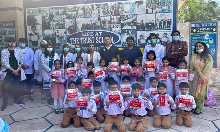 UCD arranges dental camp at The Trust School