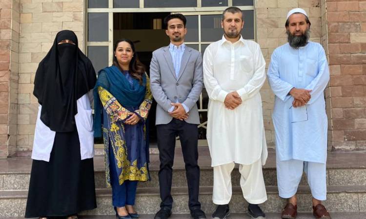 KMU MPhil student defends thesis