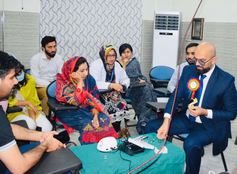 PDA Gujranwala organises workshop on mono dental implants