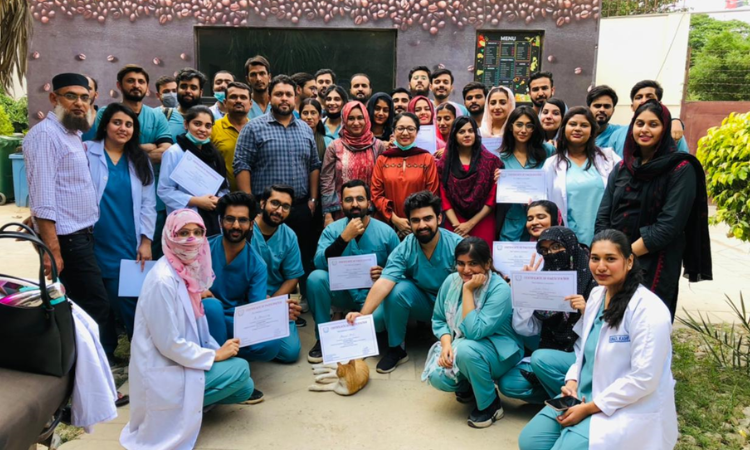 Periodontal Splints performed on goat heads at Hamdard University