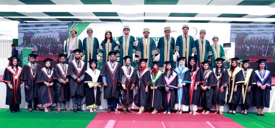 842 awarded degrees at Ziauddin University convocation