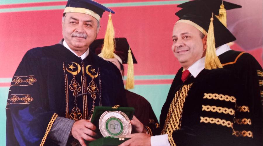 Sir Syed College holds convocation