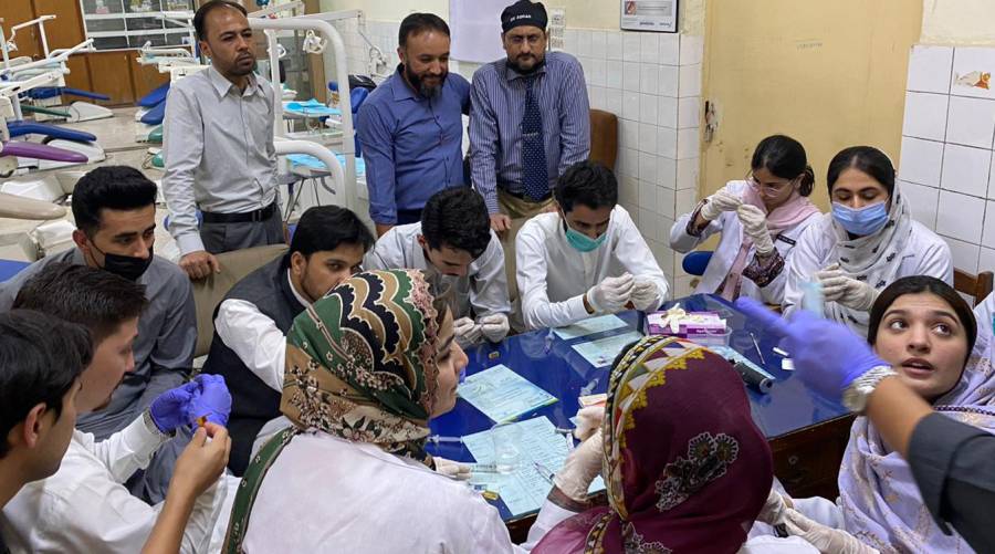 Multi-disciplinary dental workshop held in Quetta 