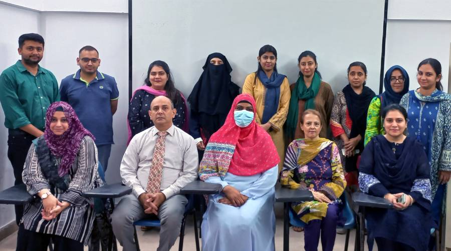 Sir Syed College holds seminar on partial dentures, challenges  