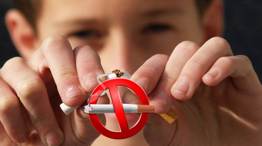 UK mulls cigarette ban for youngsters 