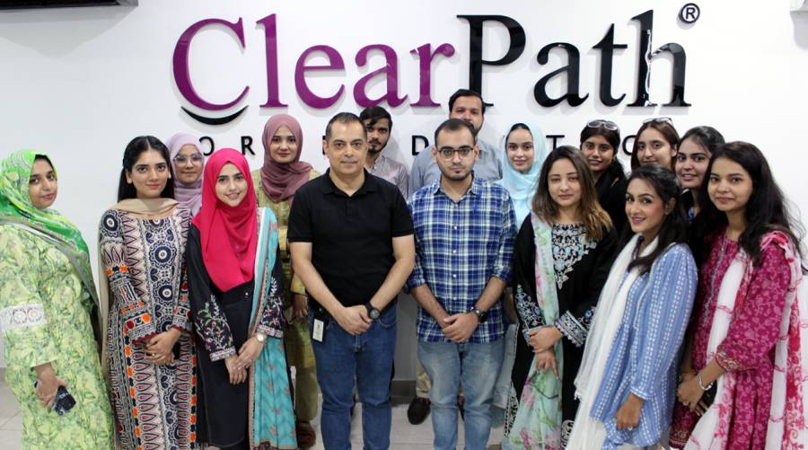 Clear aligner certification course at ClearPath Institute