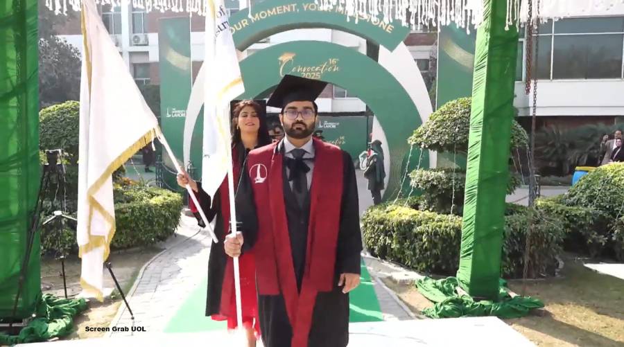 More than 225 graduates receive MBBS, BDS degrees at University of Lahore’s 16th Convocation