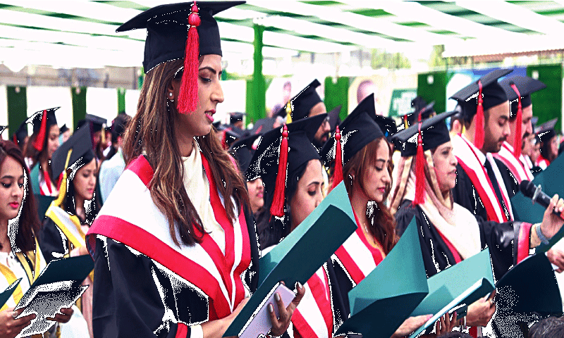 842 awarded degrees at Ziauddin University convocation